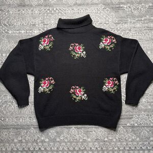 90s American Weekend Black Cross Stitch Rose Floral Turtleneck Sweater Large